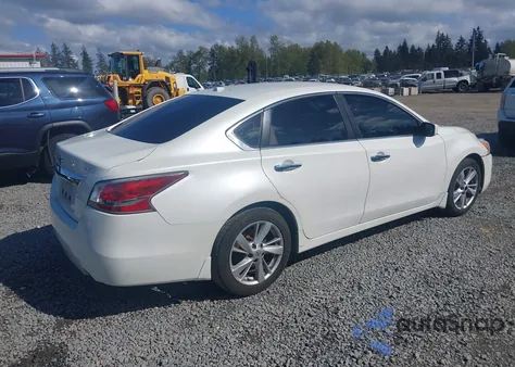 2015 Nissan Altima 2.5 Sv из США, поврежденный, VIN 1N4AL3AP3FC233425